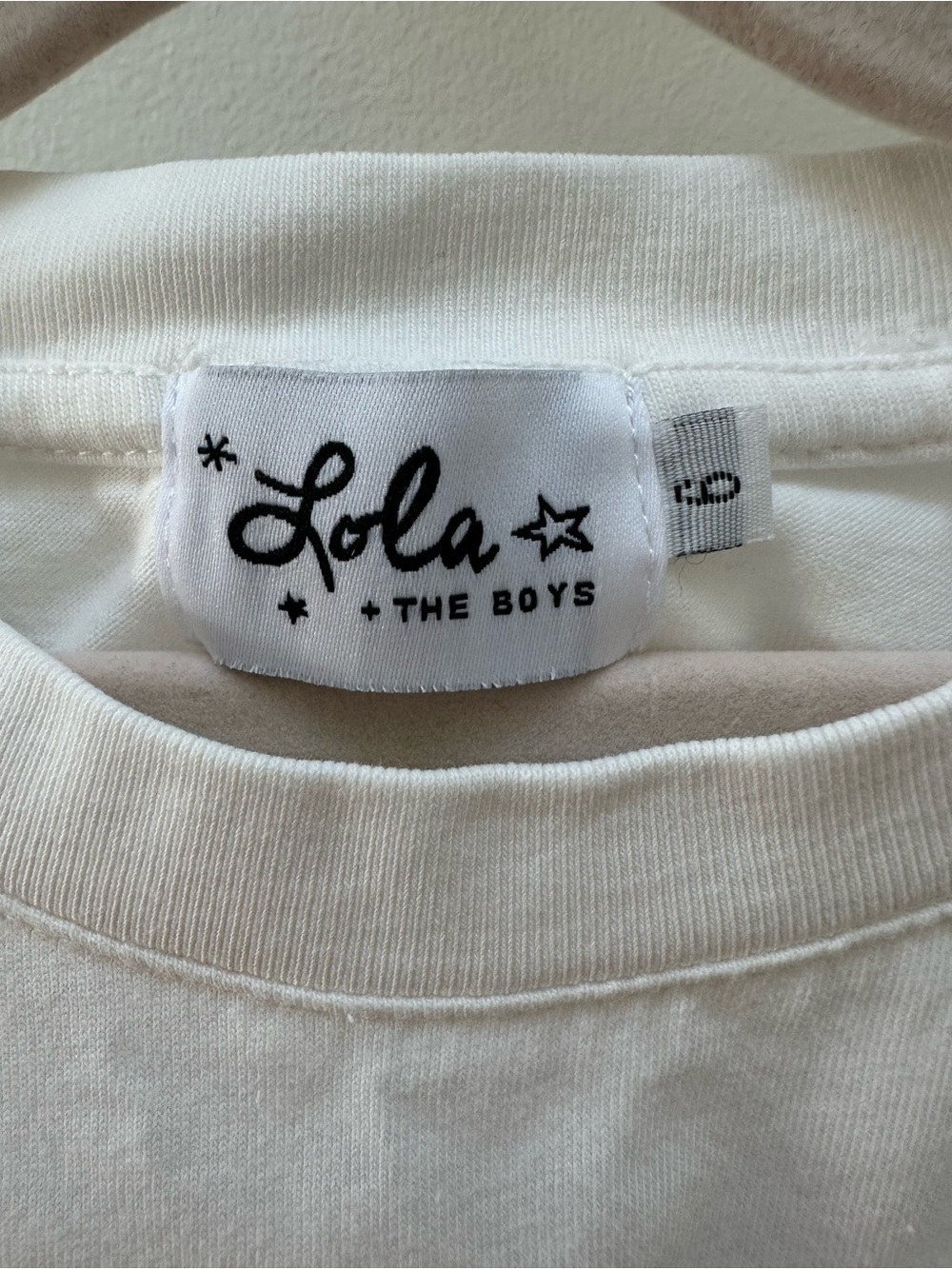 Lola + The Boys Girls Sequin Rainbow Bow Tee Size 6 - Picture 4 of 4